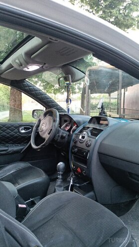Renault Megane-9