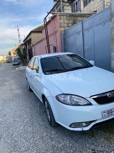 Daewoo Gentra-2