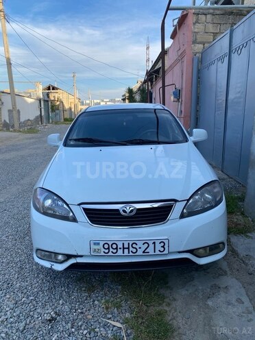 Daewoo Gentra-1