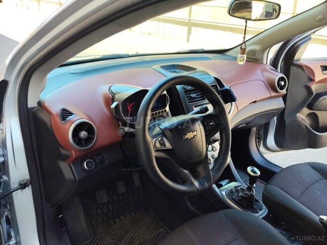 Chevrolet Aveo-9