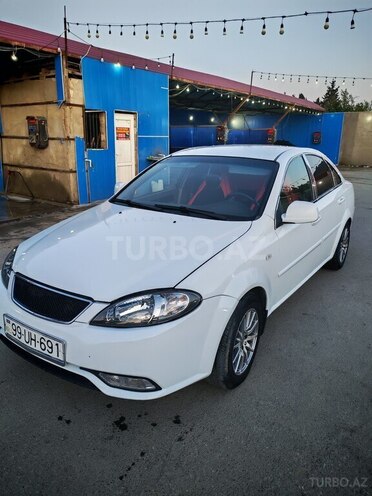 Daewoo Gentra-2