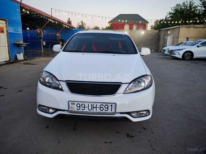 Daewoo Gentra-1