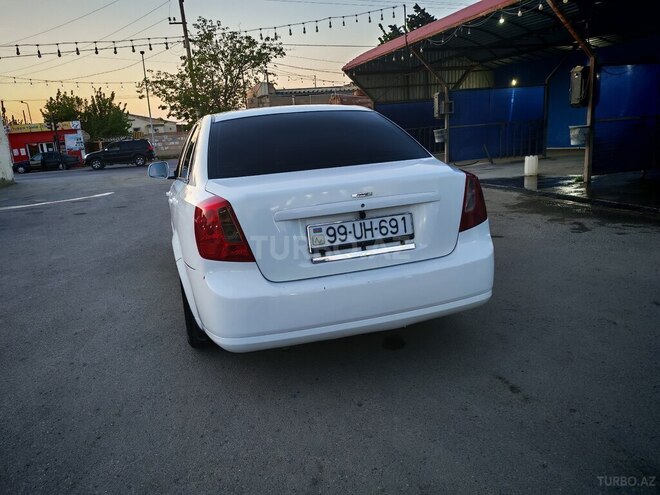 Daewoo Gentra-4