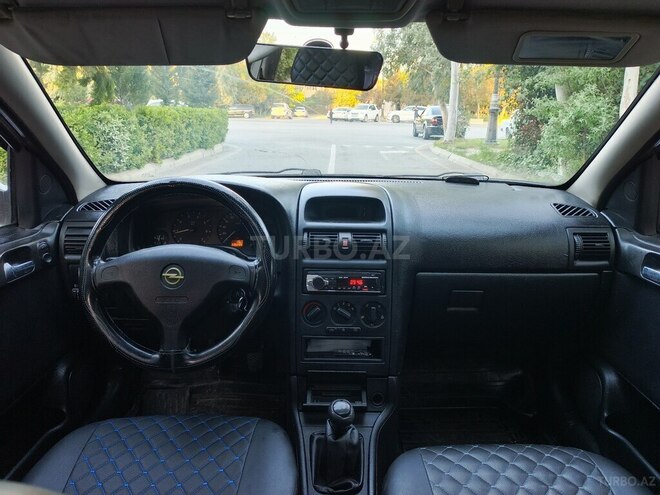 Opel Astra-9