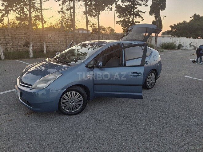 Toyota Prius-9