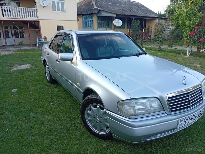Mercedes C 280-8