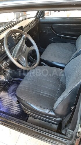 LADA (VAZ) 2107-4