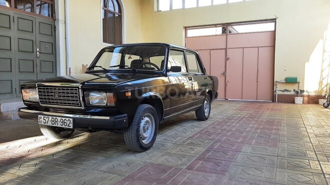 LADA (VAZ) 2107-6