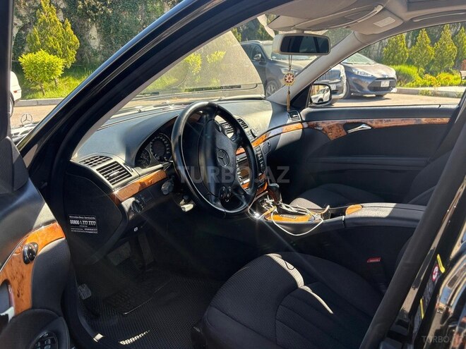Mercedes E 220-5