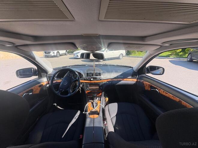 Mercedes E 220-8