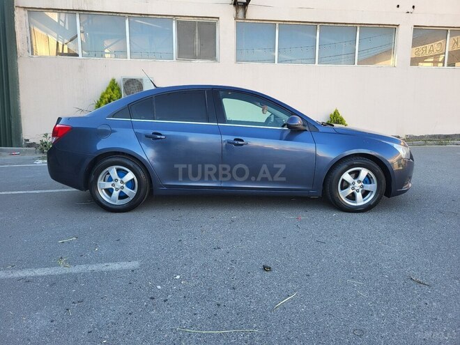 Chevrolet Cruze-4