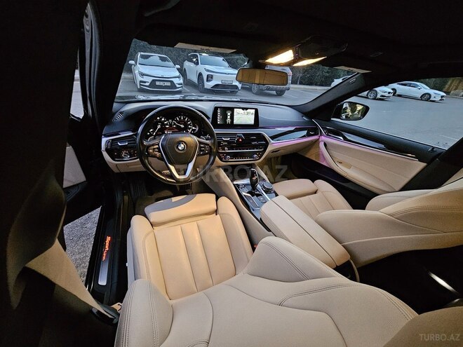 BMW 530-8