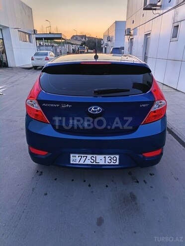 Hyundai Accent-8