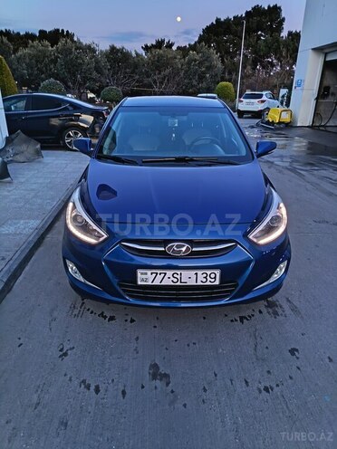 Hyundai Accent-10