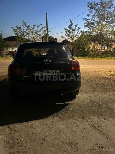 Toyota Auris-3