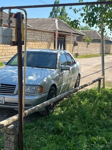 Mercedes C 240-5