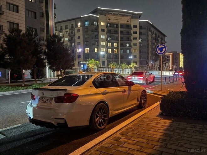 BMW 330e-3