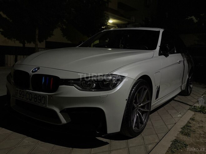 BMW 330e-1