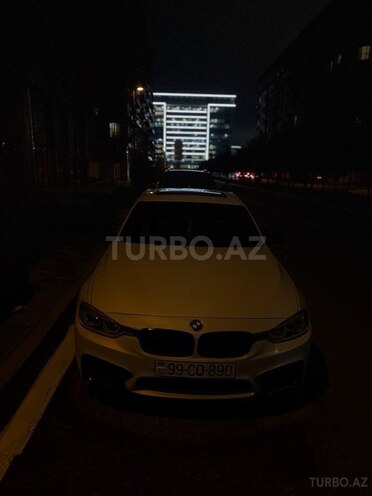 BMW 330e-2