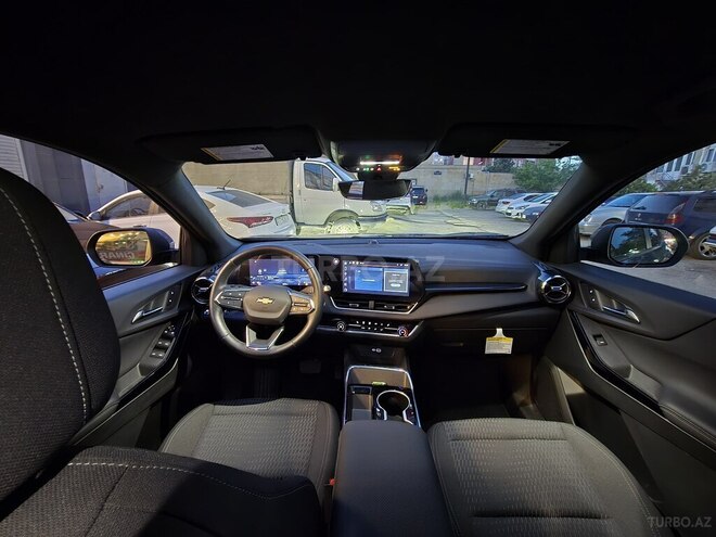 Chevrolet Equinox-8