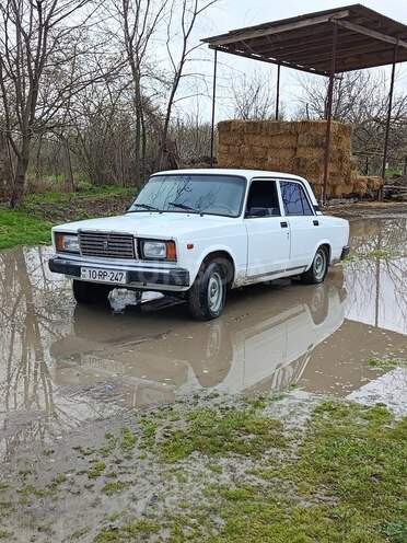 LADA (VAZ) 2107-3
