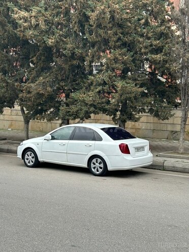 Daewoo Gentra-9