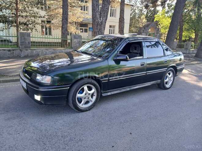 Opel Vectra-2
