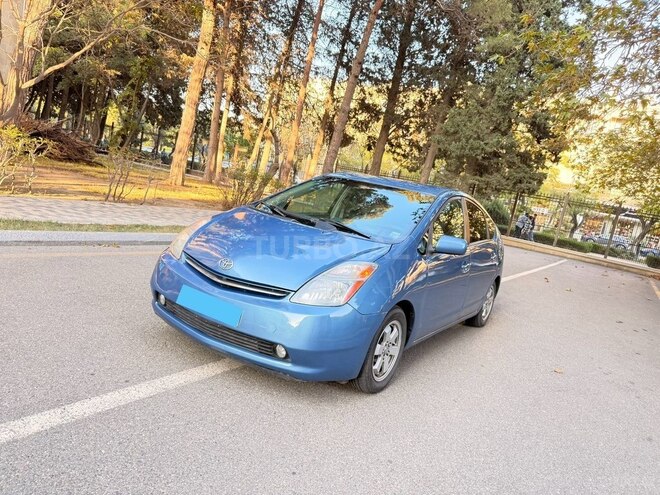 Toyota Prius-2