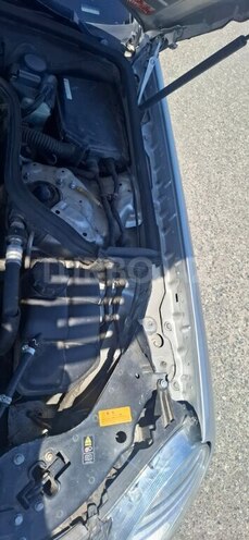 Mercedes E 270-13