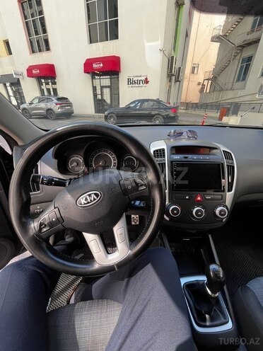 Kia Ceed-7