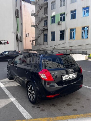 Kia Ceed-4