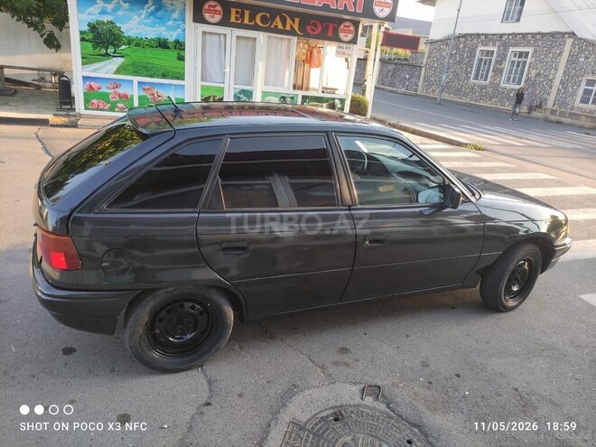 Opel Astra-4