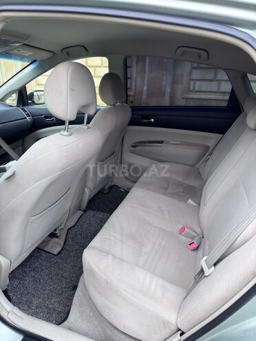 Toyota Prius-8