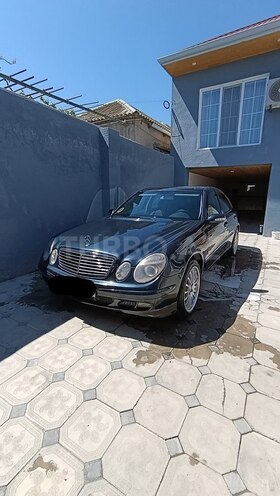 Mercedes E 200-6