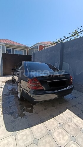 Mercedes E 200-7