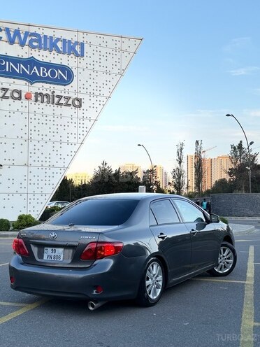 Toyota Corolla-4
