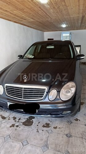 Mercedes E 200-8