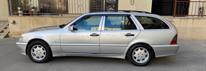 Mercedes C 240-3