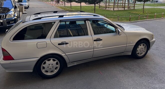 Mercedes C 240-4