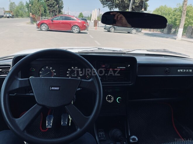 LADA (VAZ) 2107-6