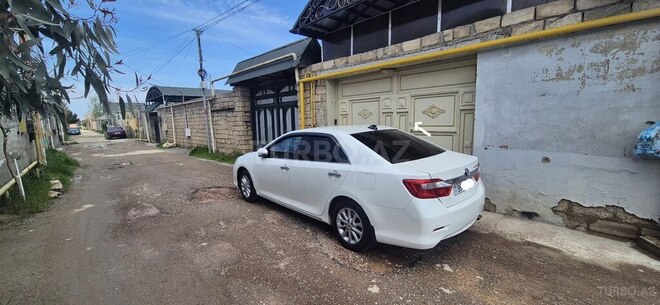 Toyota Camry-4