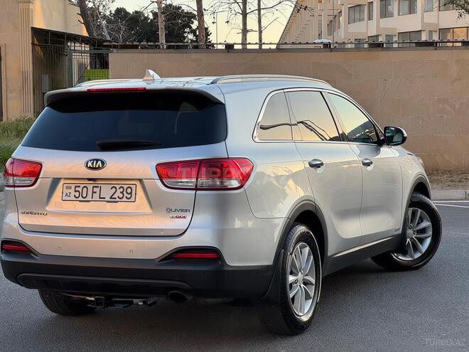 Kia Sorento-7
