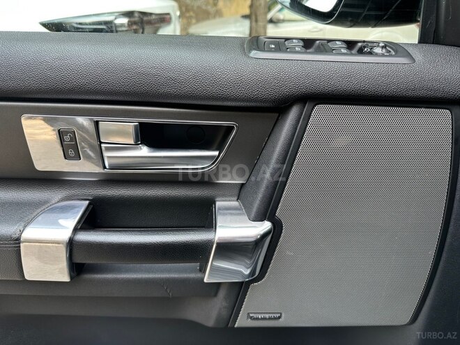 Land Rover Discovery-9
