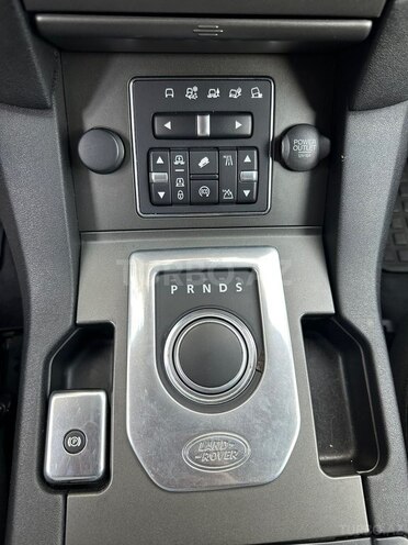 Land Rover Discovery-11