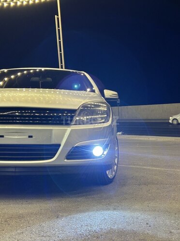 Opel Astra-10