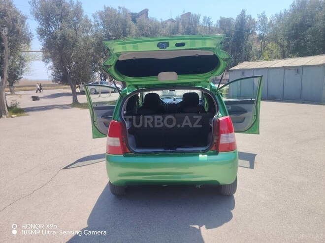 Kia Picanto-12
