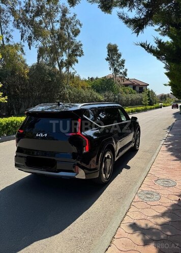Kia EV9-5