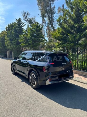 Kia EV9-4