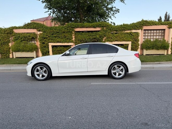 BMW 320-10