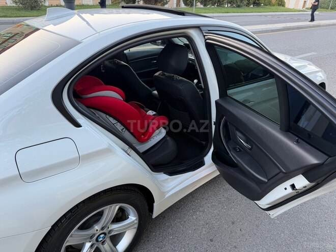 BMW 320-19
